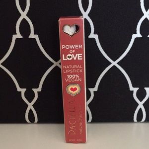 Pacifica natural lipstick nudie red
